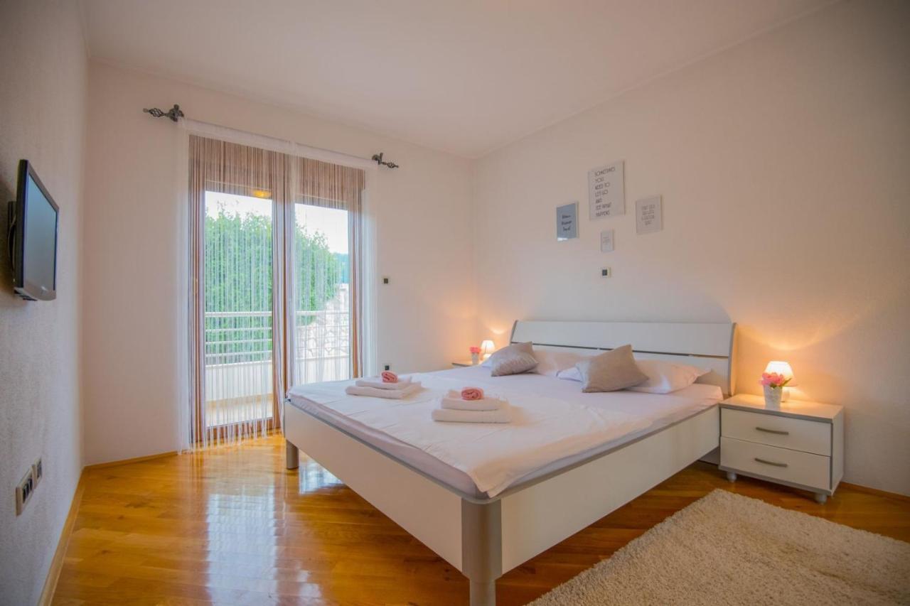 Villa Tea In Imotski, Private Pool Zmijavci 외부 사진